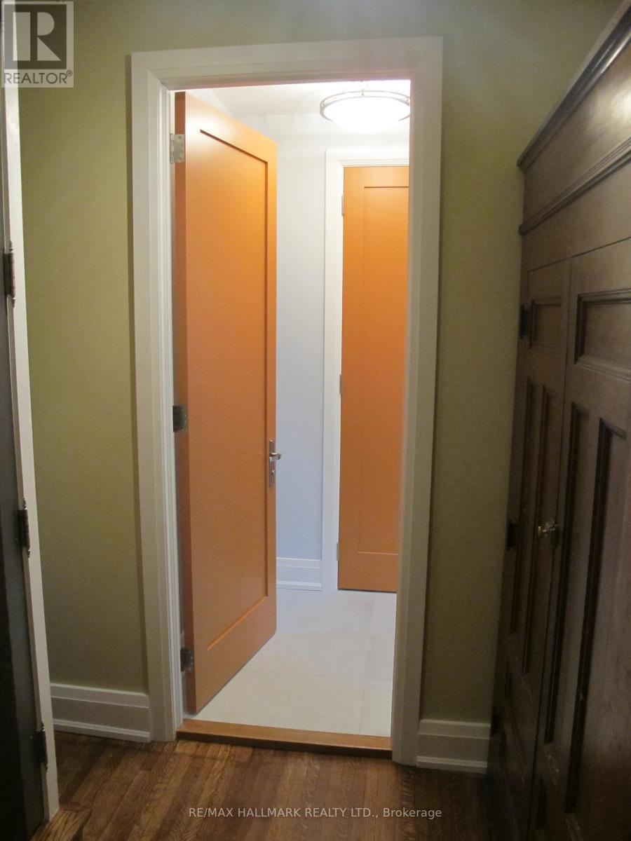 2nd Floor - 151 Rusholme Road, Toronto, Ontario  M6H 2Y6 - Photo 2 - C12825328