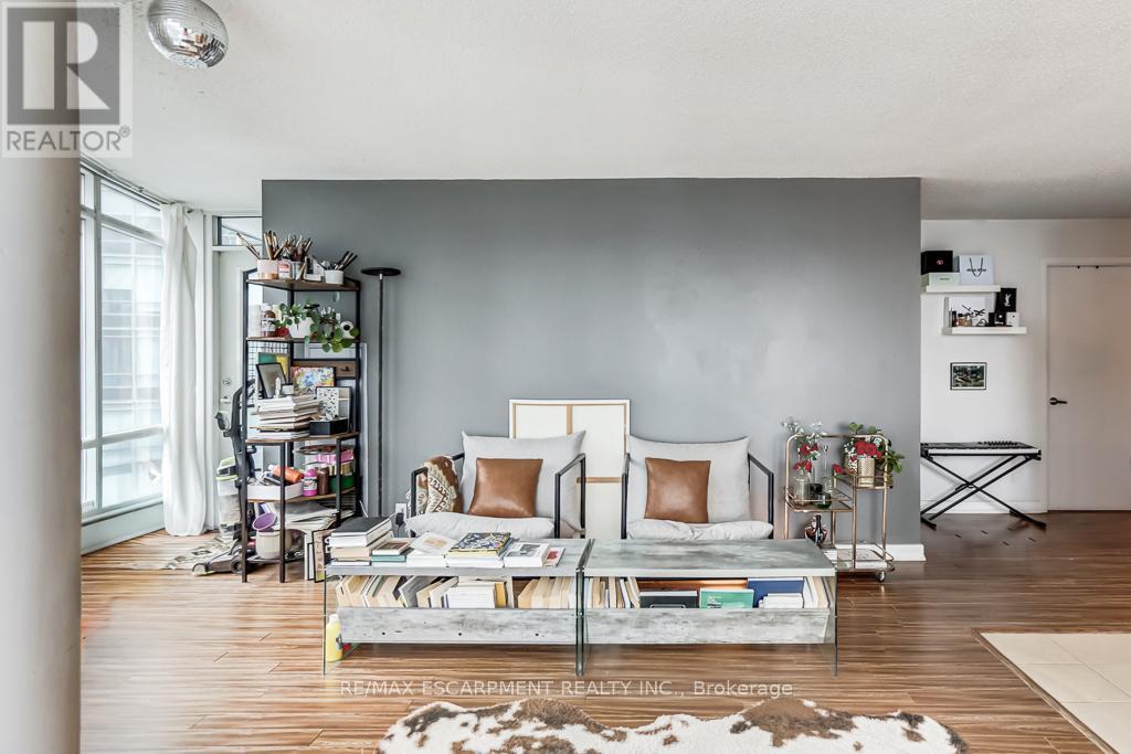 2510 - 373 Front Street W, Toronto, Ontario  M5V 3R7 - Photo 11 - C12825336