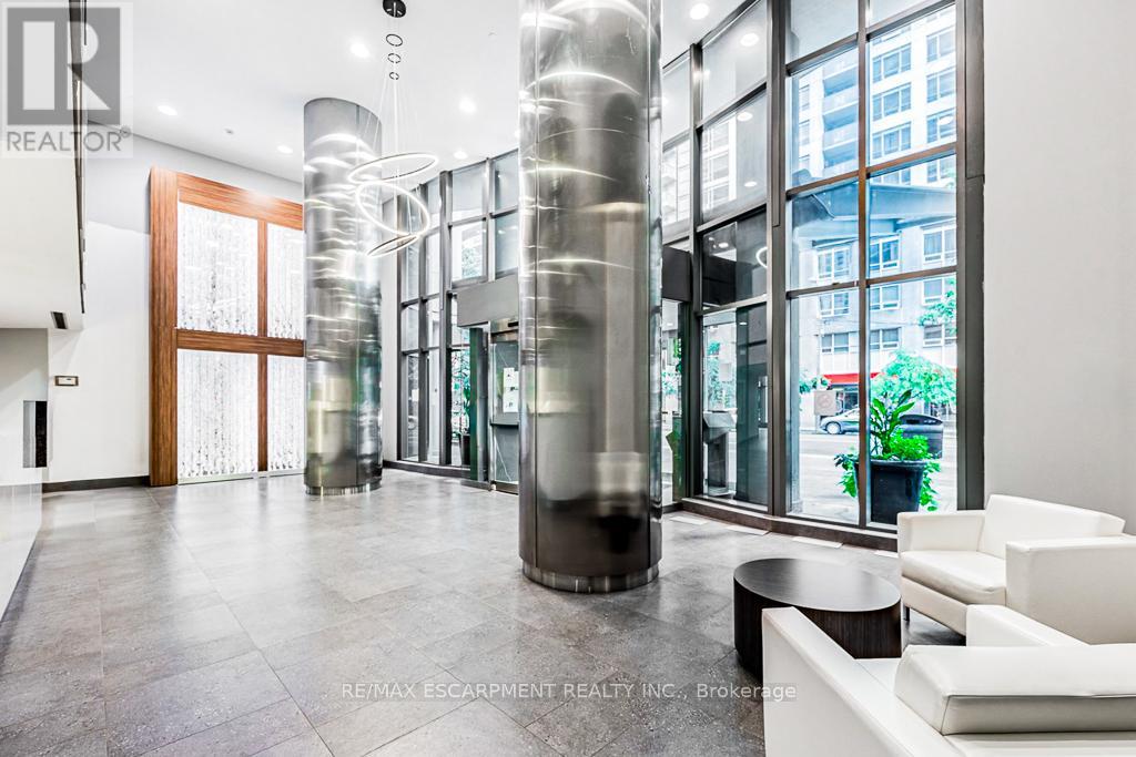 2510 - 373 Front Street W, Toronto, Ontario  M5V 3R7 - Photo 3 - C12825336