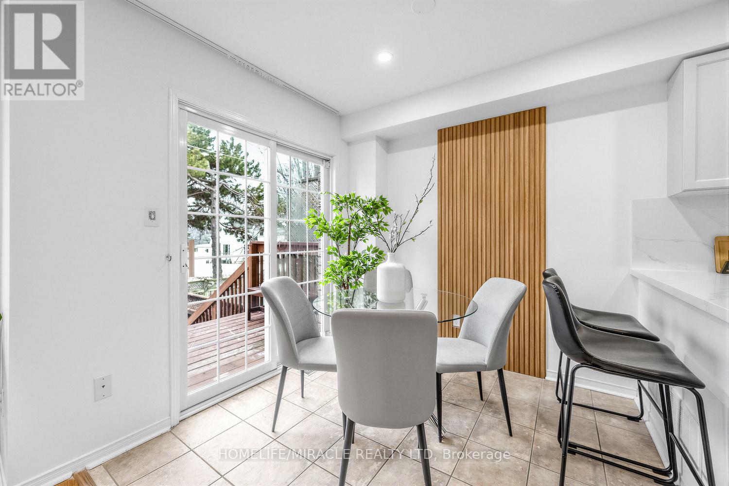 133 Stokely Crescent, Whitby, Ontario  L1N 9S9 - Photo 12 - E12825326