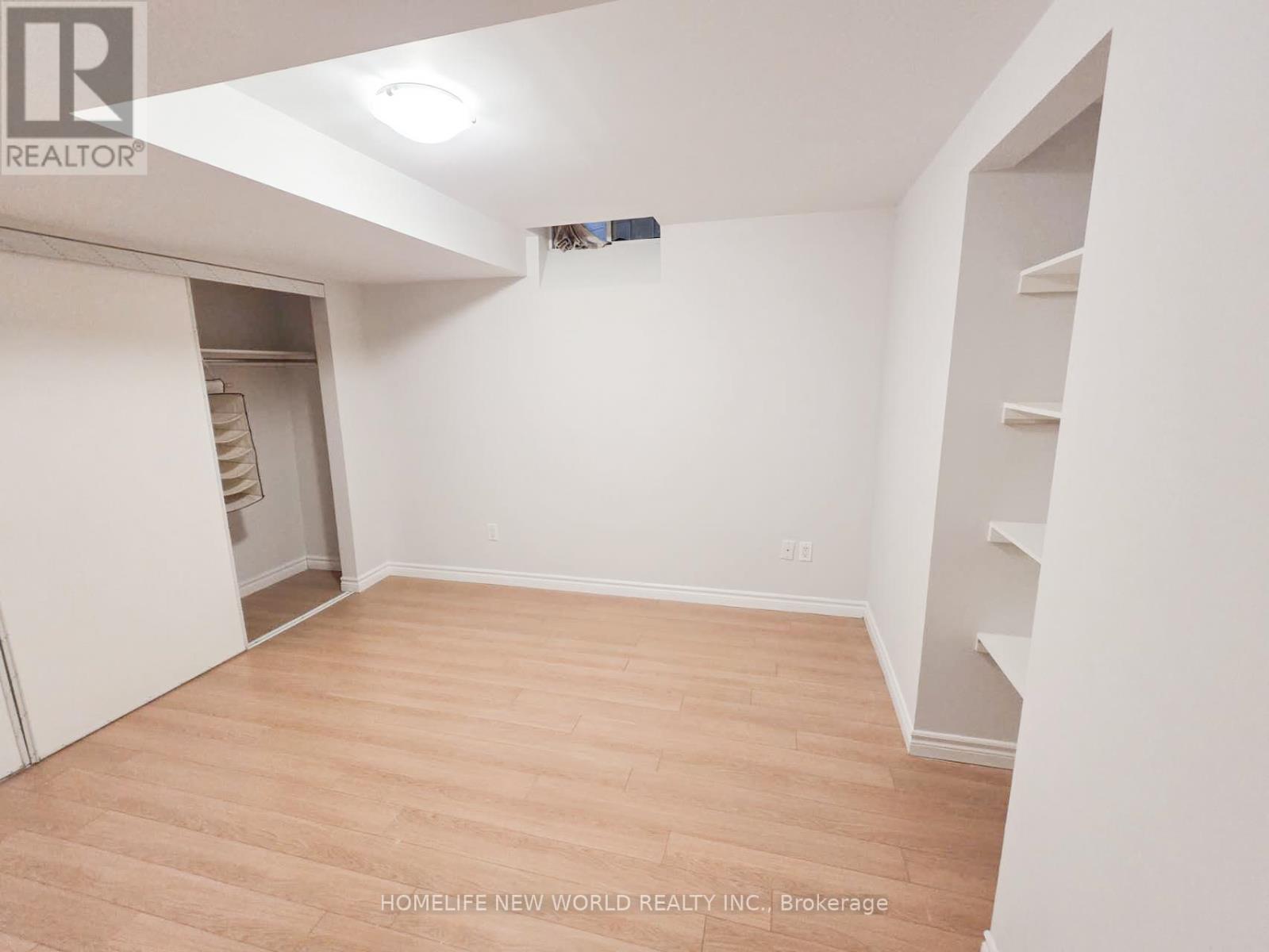 4 Belgrave Square, Markham, Ontario  L6C 2T1 - Photo 15 - N12825350