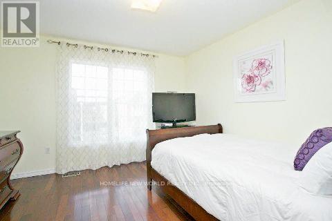 39 Maroon Drive, Richmond Hill, Ontario  L4E 5B4 - Photo 15 - N12825368