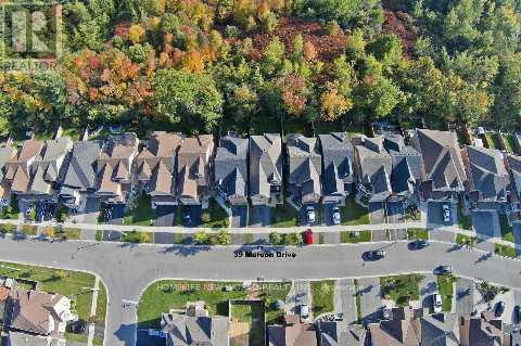 39 Maroon Drive, Richmond Hill, Ontario  L4E 5B4 - Photo 18 - N12825368