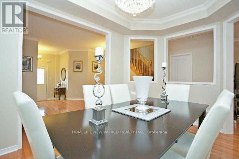 39 Maroon Drive, Richmond Hill, Ontario  L4E 5B4 - Photo 6 - N12825368