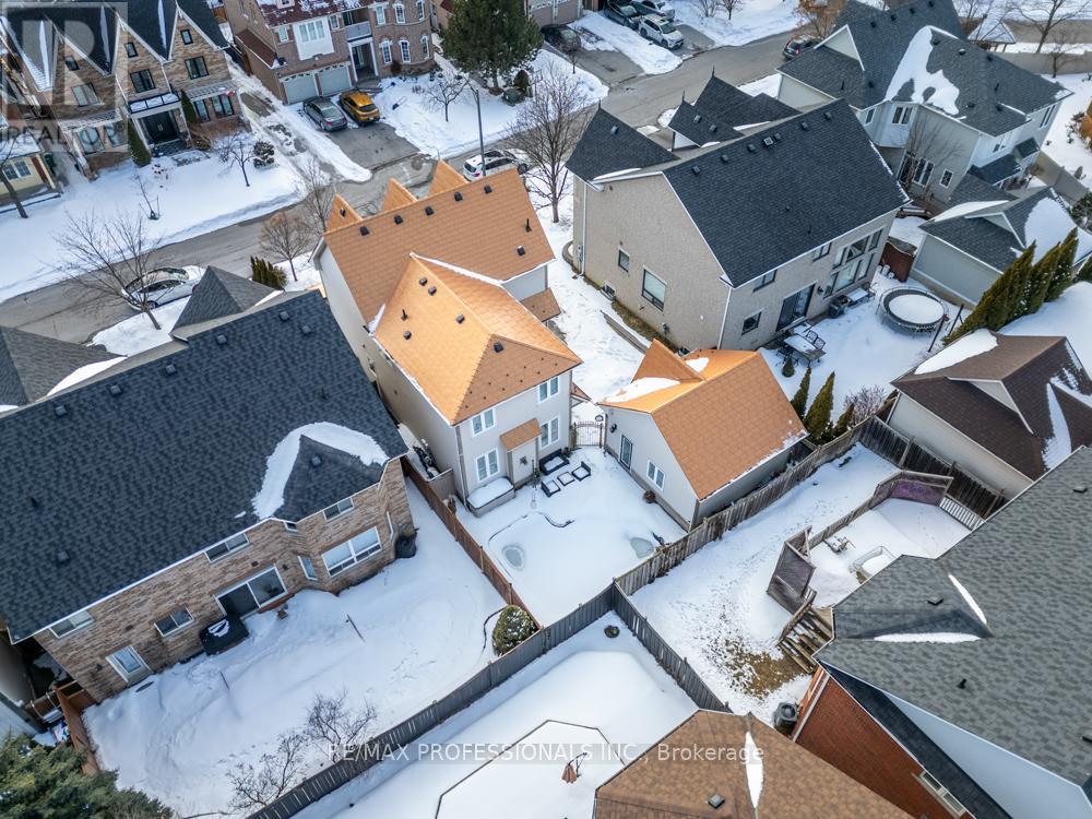 7108 Gablehurst Crescent, Mississauga, Ontario  L5W 1E7 - Photo 35 - W12822836