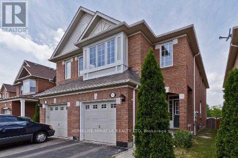 1375 Weir Chase, Mississauga, Ontario  L5V 2X1 - Photo 2 - W12825322