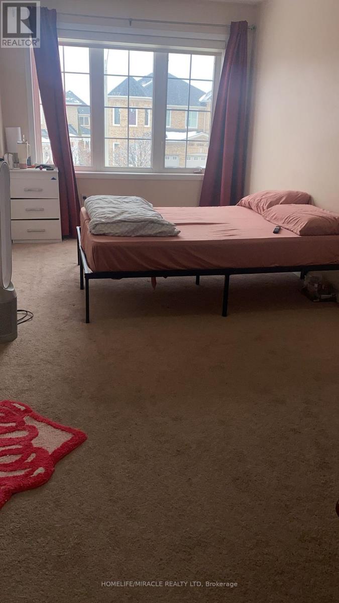 1375 Weir Chase, Mississauga, Ontario  L5V 2X1 - Photo 26 - W12825322