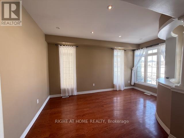 2374 North Ridge Trail, Oakville, Ontario  L6H 0B1 - Photo 3 - W12825330