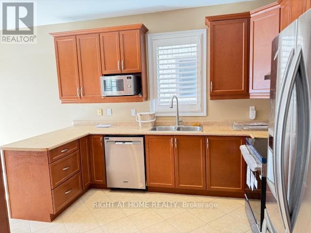 2374 North Ridge Trail, Oakville, Ontario  L6H 0B1 - Photo 7 - W12825330