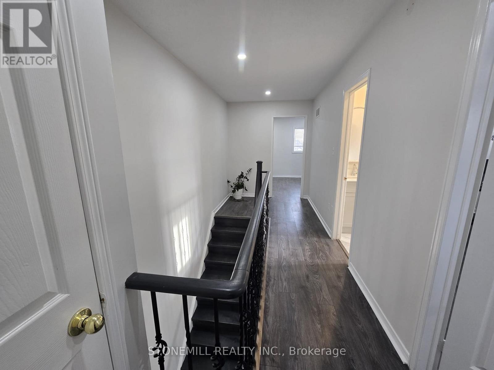 6798 Bansbridge Crescent, Mississauga, Ontario  L5N 6T3 - Photo 15 - W12825332