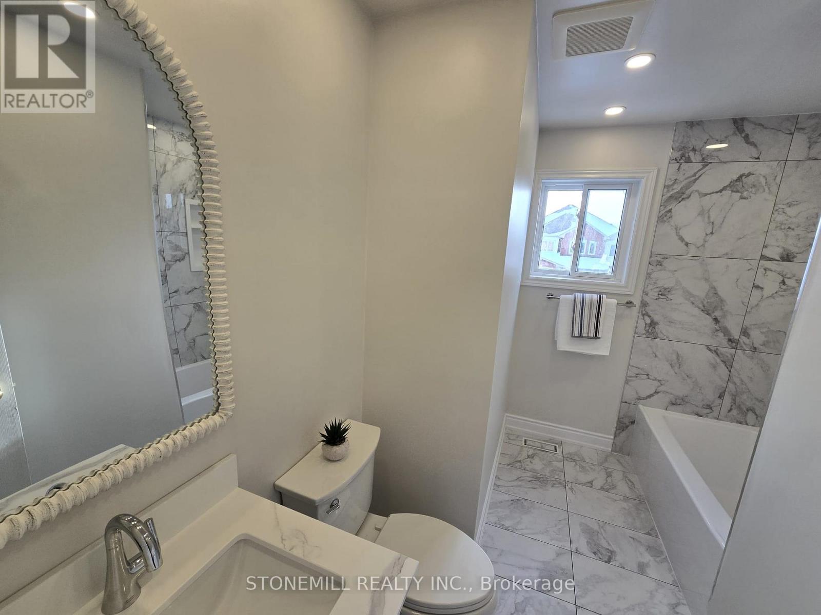 6798 Bansbridge Crescent, Mississauga, Ontario  L5N 6T3 - Photo 32 - W12825332