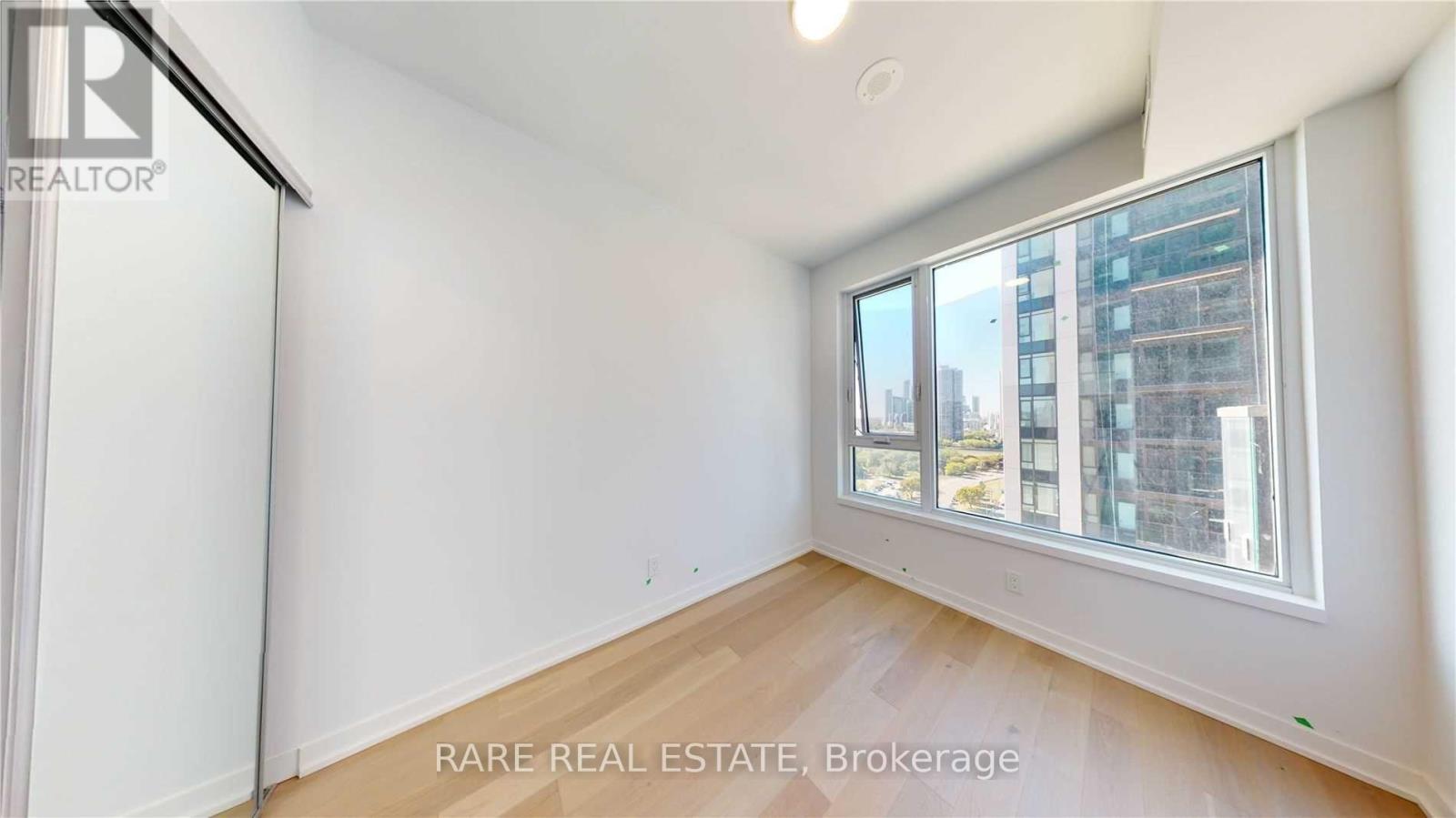 2956 - 1926 Lake Shore Boulevard W, Toronto, Ontario  M6S 0B1 - Photo 10 - W12825356