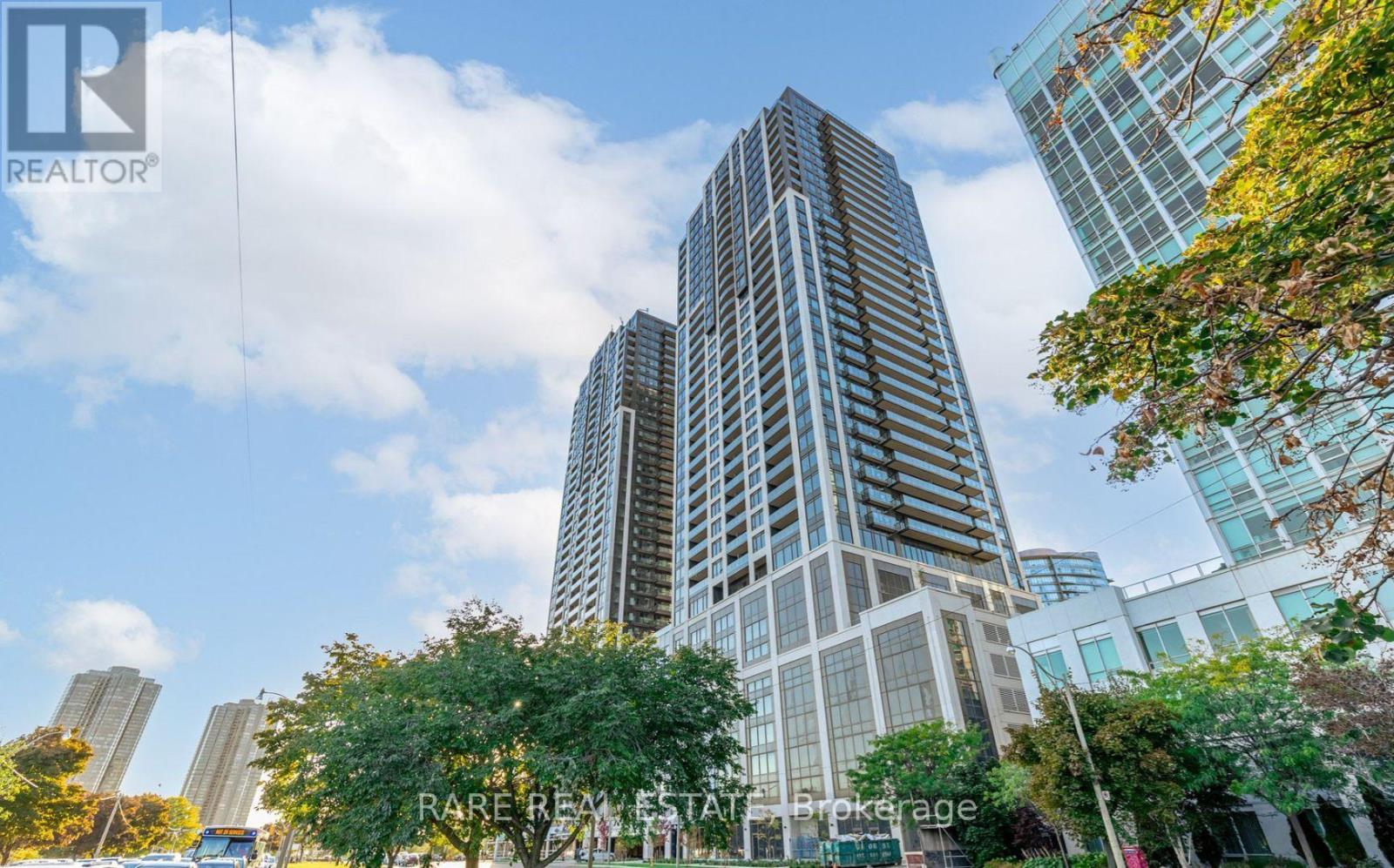 2956 - 1926 Lake Shore Boulevard W, Toronto, Ontario  M6S 0B1 - Photo 2 - W12825356