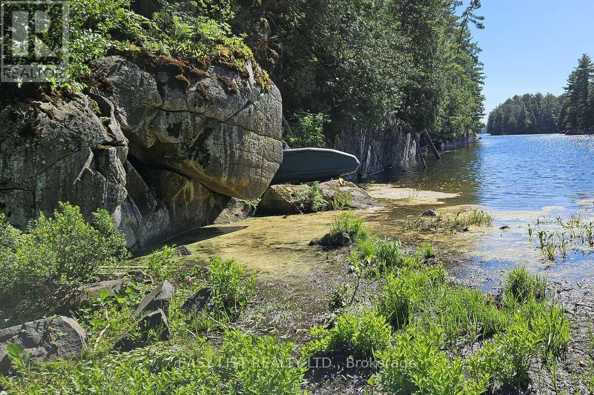 26 Fox Farm Road, Mckellar, Ontario  P0G 1C0 - Photo 4 - X12825340