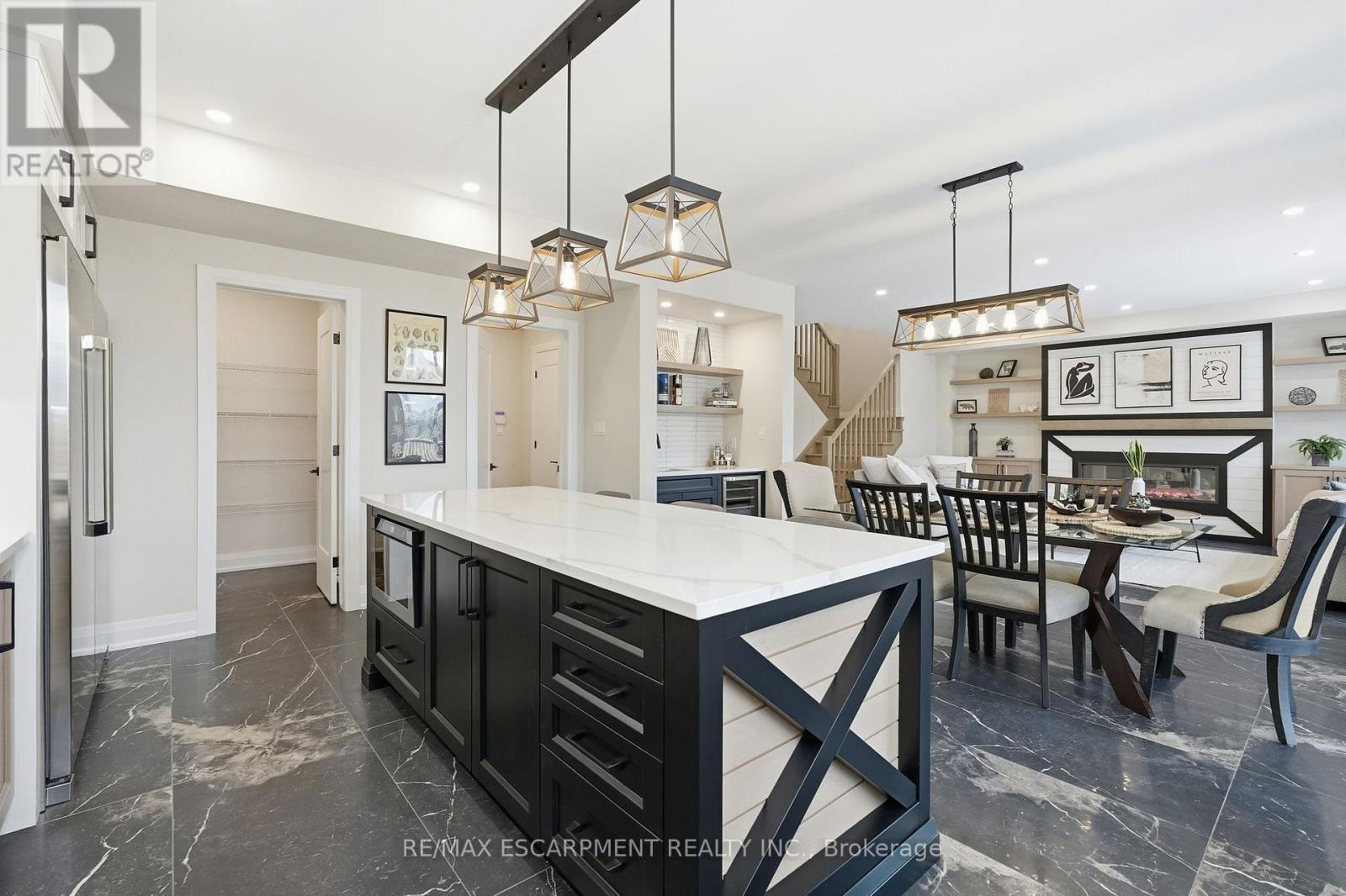 7 Bartlett Avenue, Grimsby, Ontario  L3M 5N7 - Photo 19 - X12825352