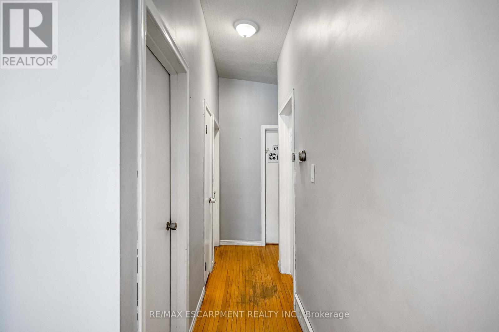 5 Carrington Court, Hamilton, Ontario  L9A 4N5 - Photo 16 - X12825378