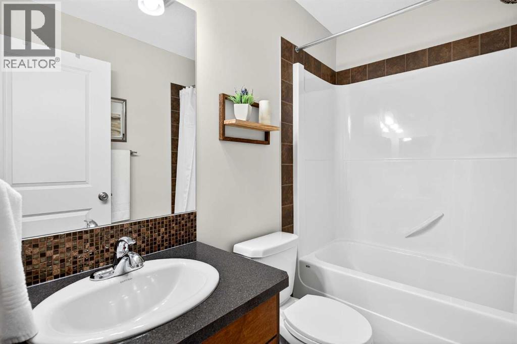 1346 Kings Heights Way Se, Airdrie, Alberta  T4A 0R9 - Photo 25 - A2260600