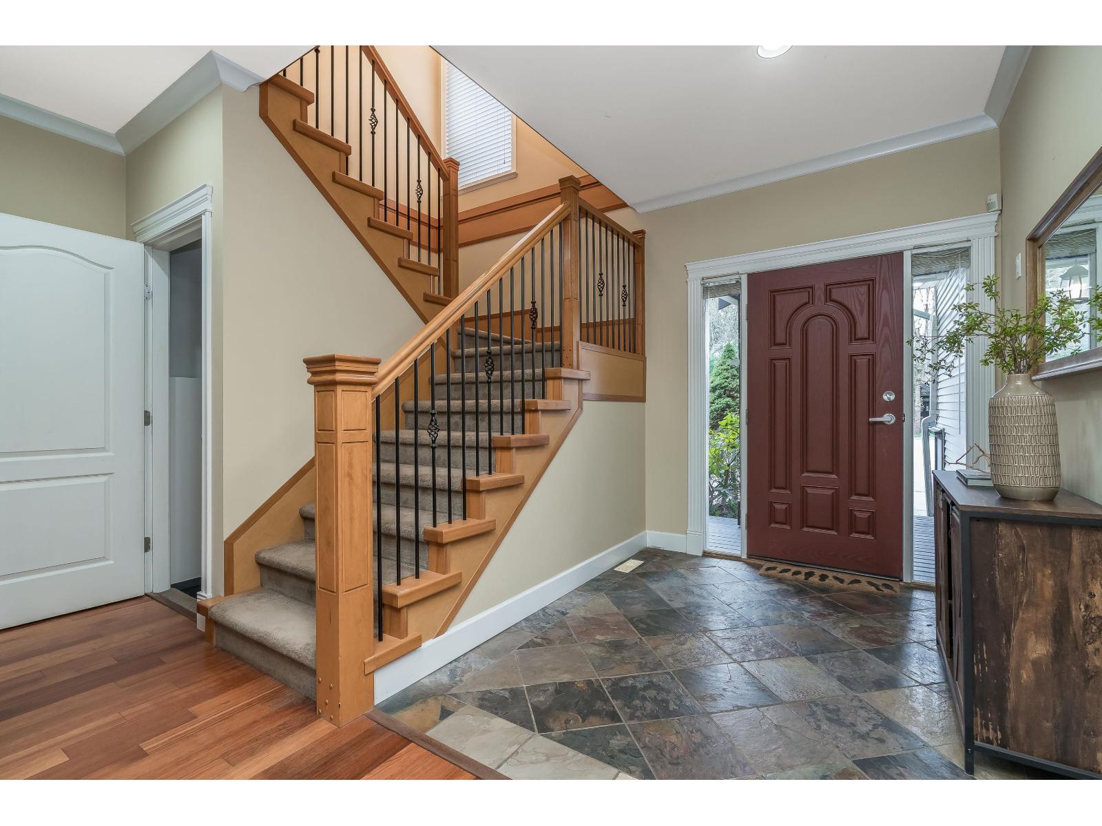 9422 216a Street, Langley, British Columbia  V1M 4E2 - Photo 5 - R3093871