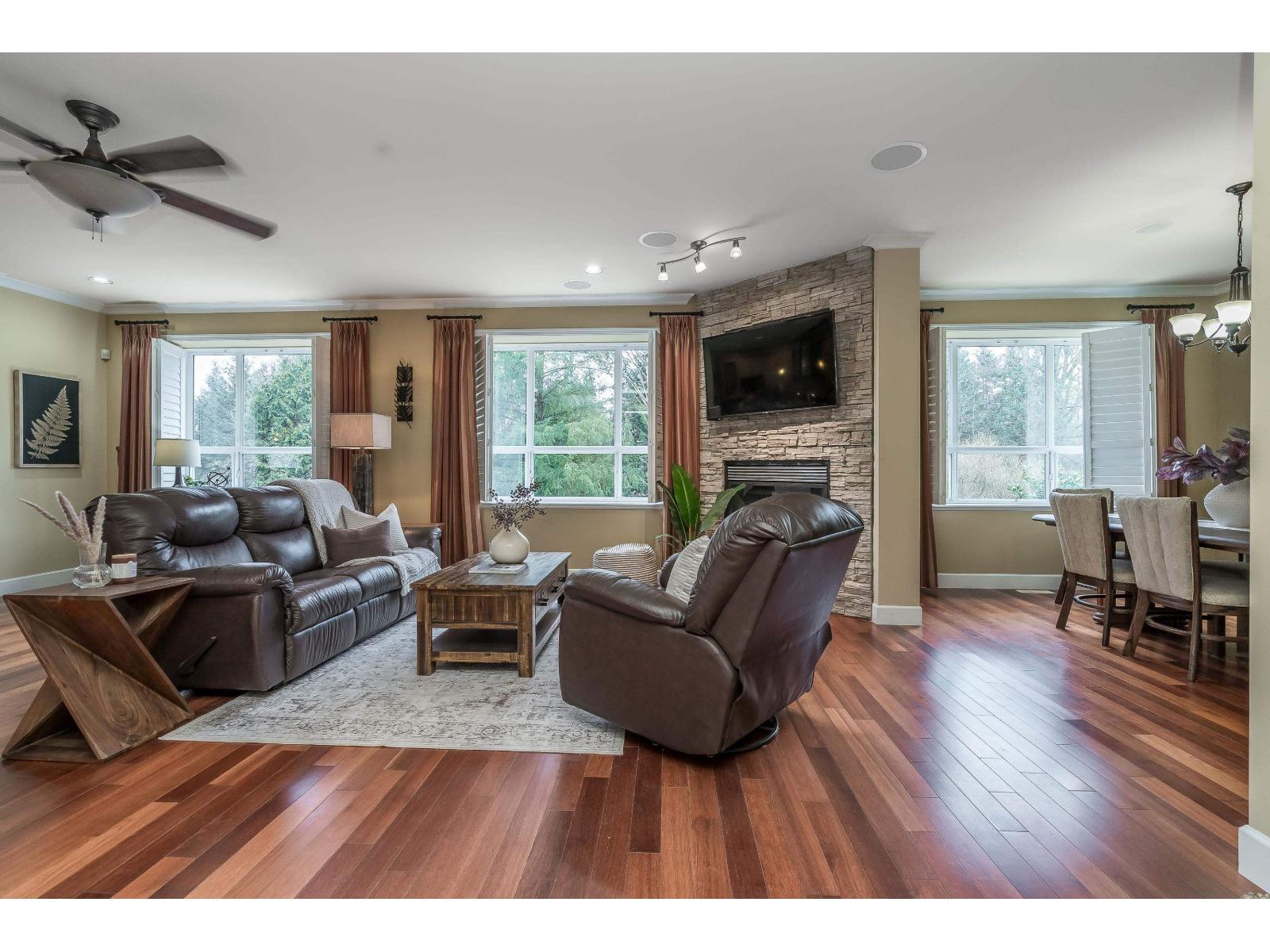 9422 216a Street, Langley, British Columbia  V1M 4E2 - Photo 9 - R3093871