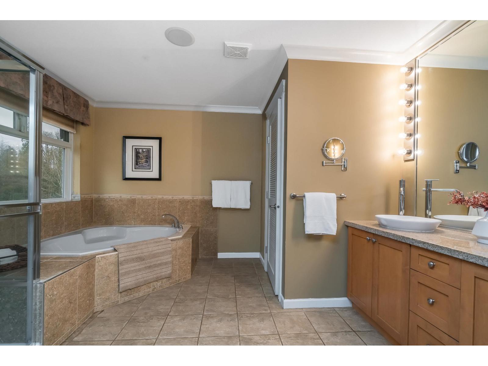 9422 216a Street, Langley, British Columbia  V1M 4E2 - Photo 21 - R3093871