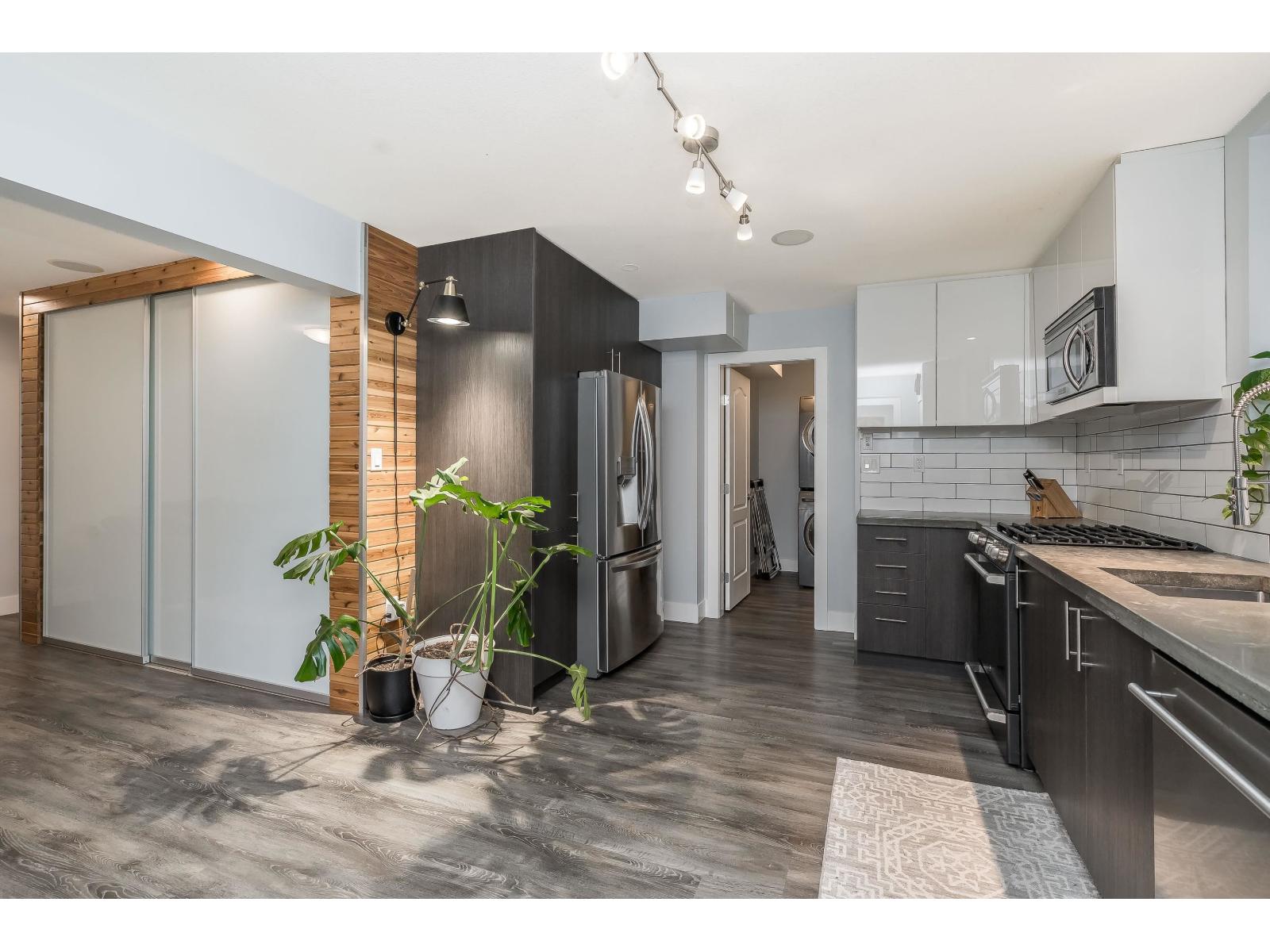 9422 216a Street, Langley, British Columbia  V1M 4E2 - Photo 26 - R3093871