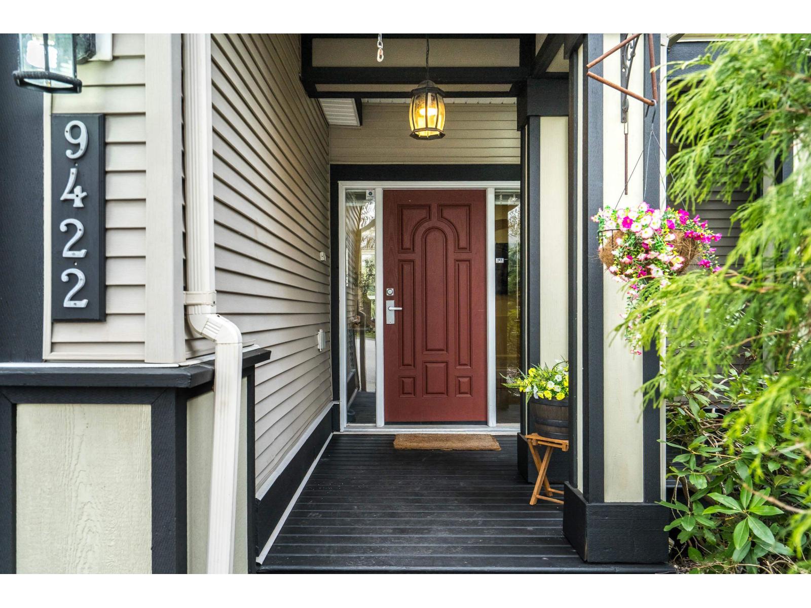 9422 216a Street, Langley, British Columbia  V1M 4E2 - Photo 3 - R3093871