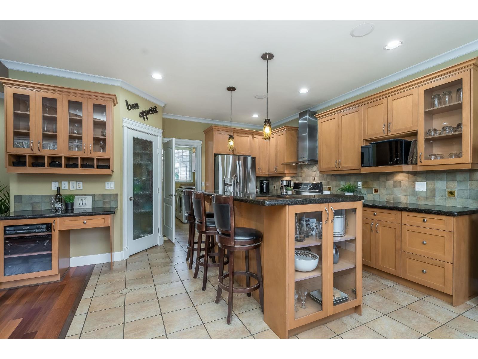 9422 216a Street, Langley, British Columbia  V1M 4E2 - Photo 15 - R3093871