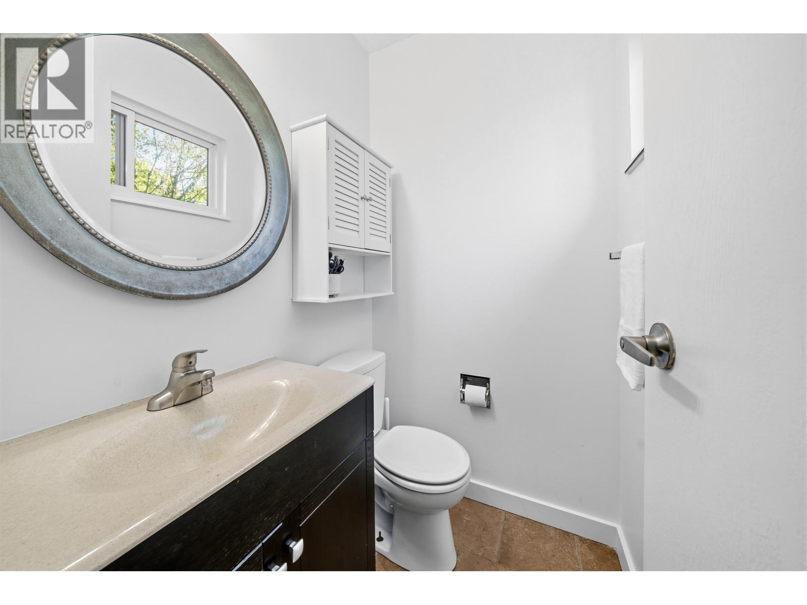 4742 Laurelwood Place, Burnaby, British Columbia  V5G 4B2 - Photo 14 - R3085612