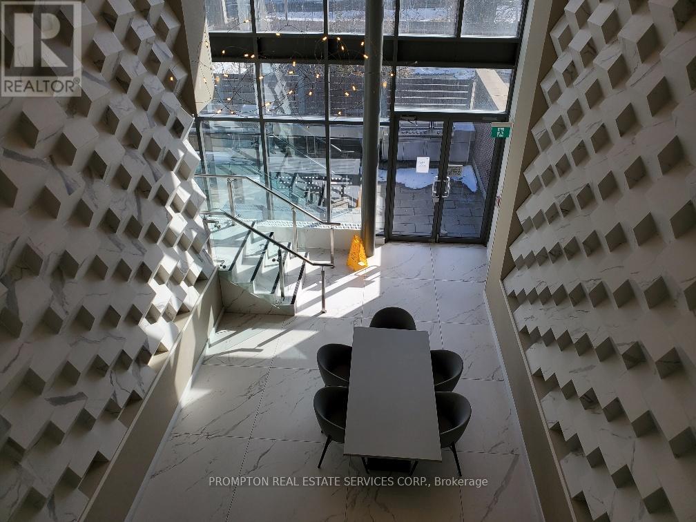 811 - 11 Brunel Court, Toronto, Ontario  M5V 3Y3 - Photo 18 - C12825382