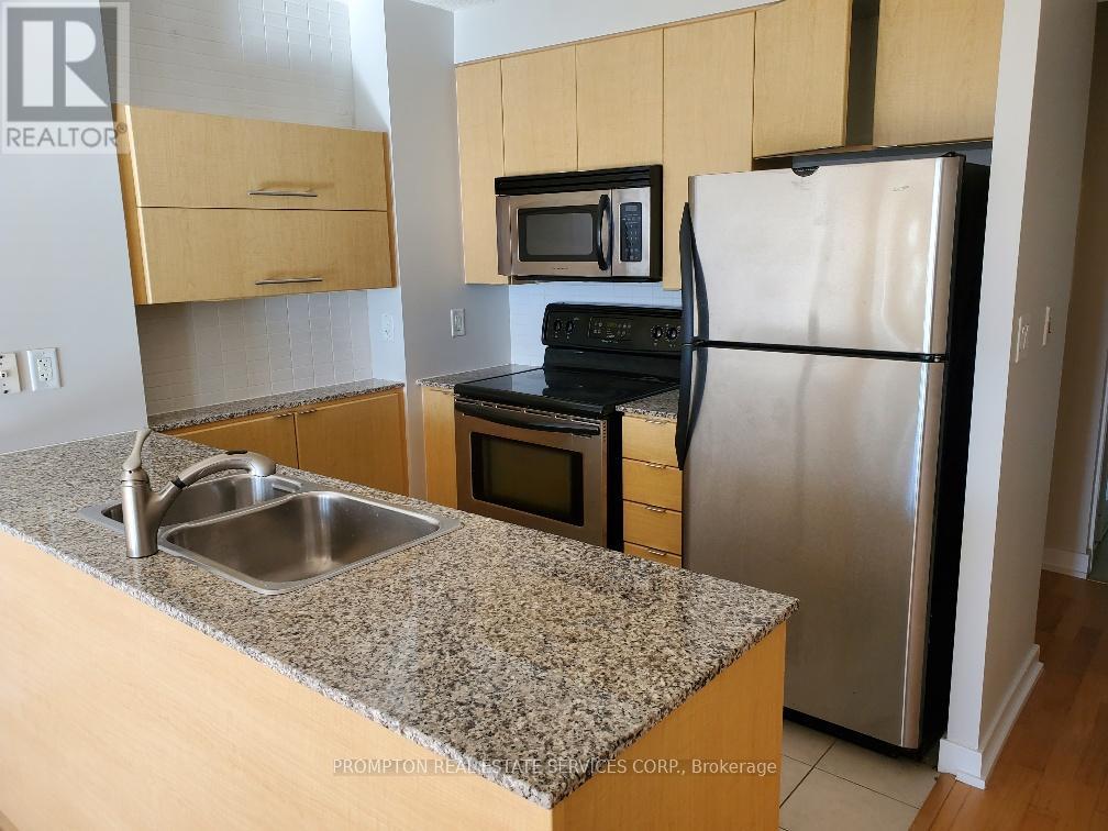 811 - 11 Brunel Court, Toronto, Ontario  M5V 3Y3 - Photo 6 - C12825382