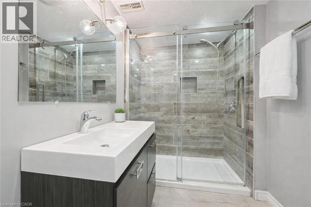 111 Ambrous Crescent, Guelph, Ontario  N1G 0E4 - Photo 23 - 40806800