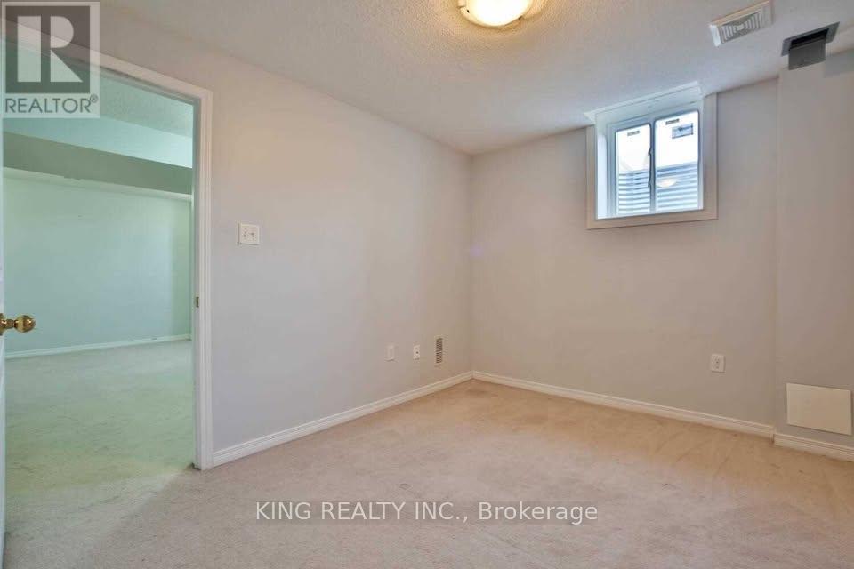 Basement Unit - 44 Kimble Avenue, Clarington, Ontario  L1C 0J7 - Photo 9 - E12825386