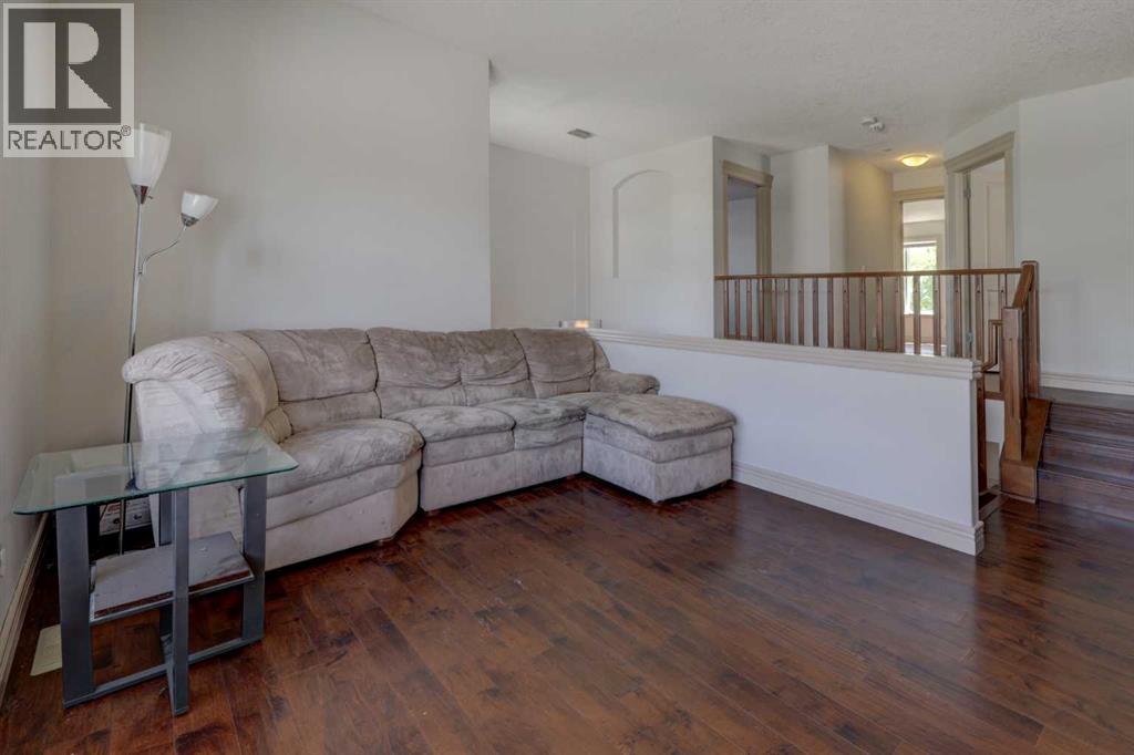 112 Cougarstone Manor Sw, Calgary, Alberta  T3H 5N4 - Photo 25 - A2261850