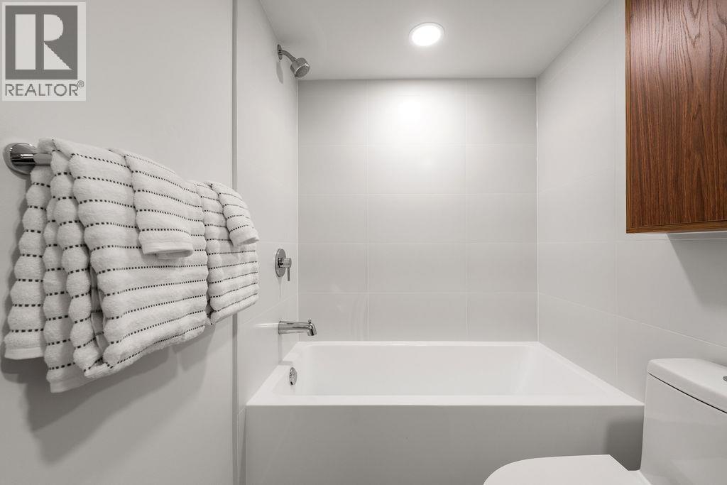 307 2419 Grant Street, Vancouver, British Columbia  V5K 3G5 - Photo 15 - R3093522