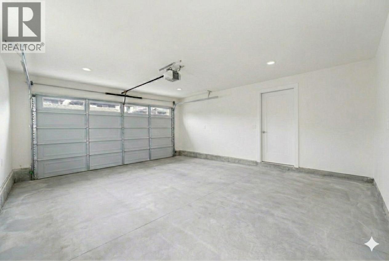 Listing Picture 39 of 39 : 6173 AUBREY STREET, Burnaby / 本拿比 - 魯藝地產 Yvonne Lu Group - MLS Medallion Club Member