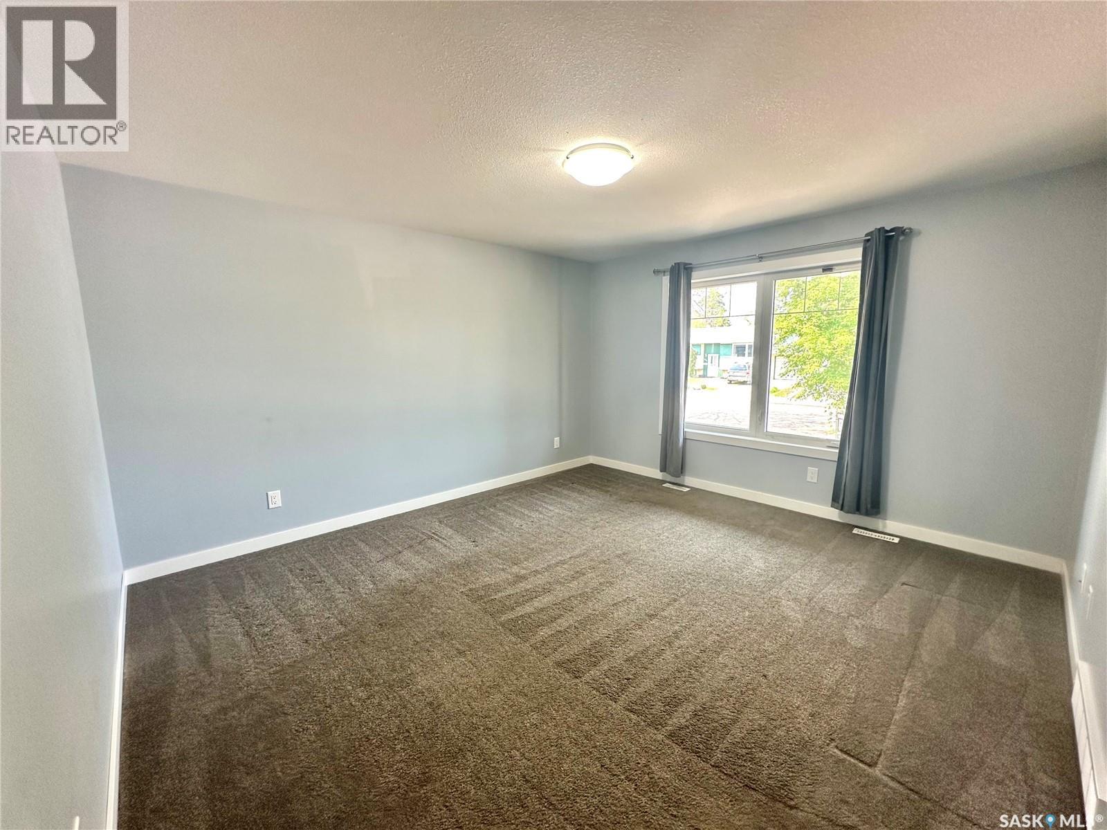 562 105th Street, North Battleford, Saskatchewan  S9A 1R7 - Photo 5 - SK029285