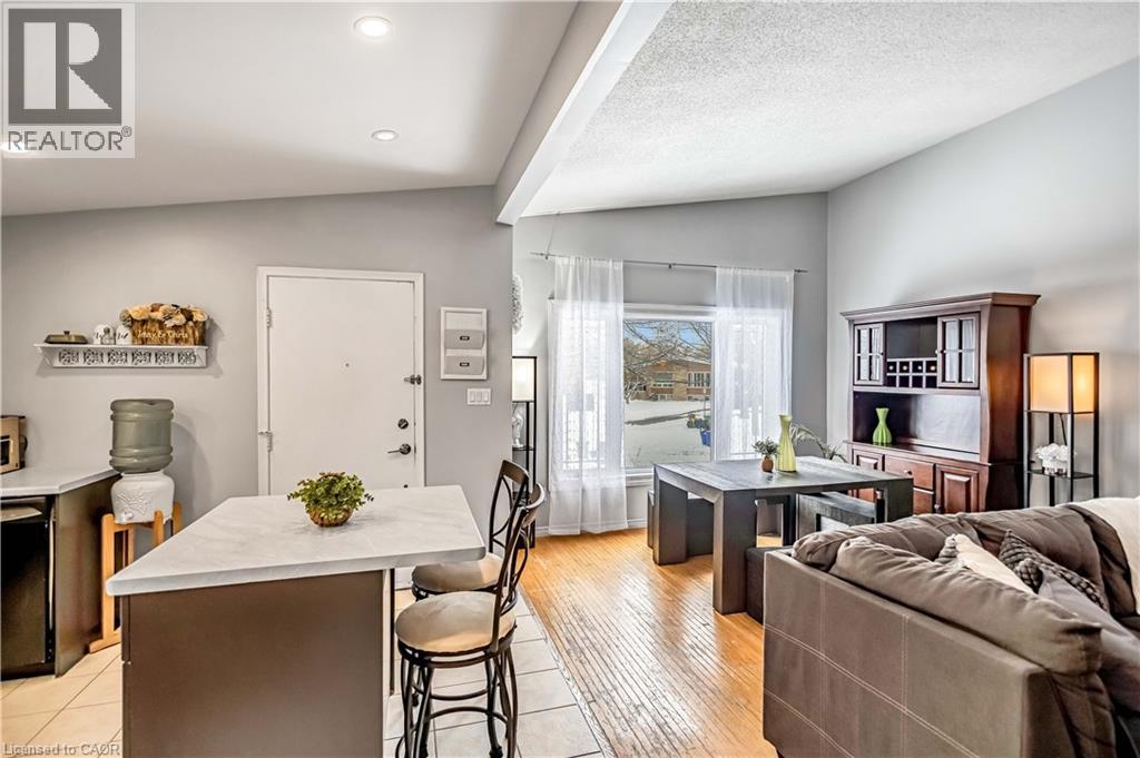 5 Carrington Court, Hamilton, Ontario  L9A 4N5 - Photo 10 - 40808001