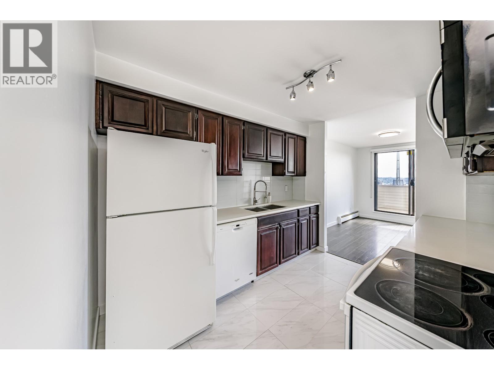 302 225 Sixth Street, New Westminster, British Columbia  V3L 3A5 - Photo 12 - R3093965