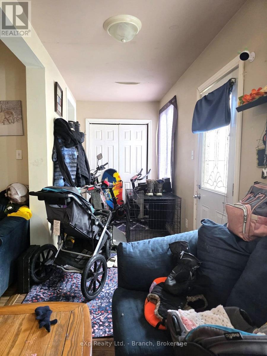 29 Woods Street, Kirkland Lake (Kl & Area), Ontario  P2N 3B7 - Photo 3 - T12825396