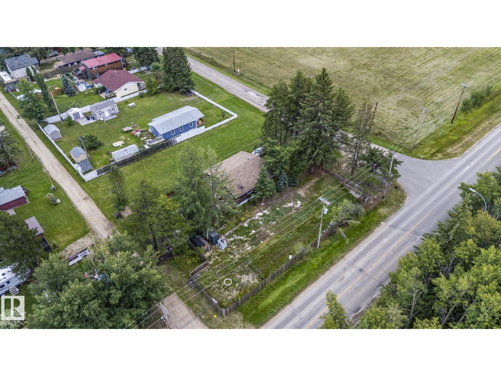 156 10 St, Rural Parkland County, Alberta  T0E 2B0 - Photo 2 - E4475068