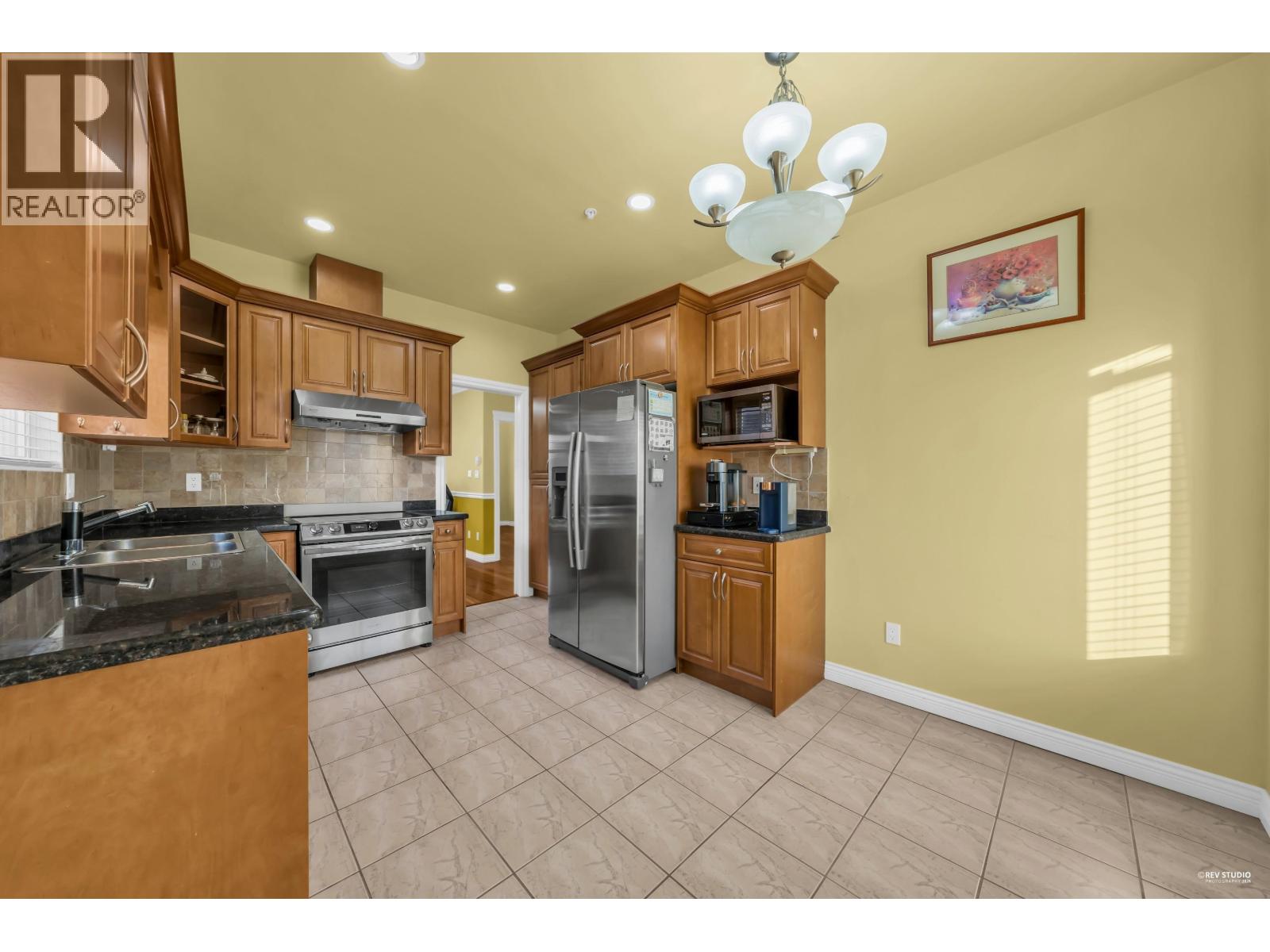 2160 E 54th Avenue, Vancouver, British Columbia  V5P 1Y7 - Photo 10 - R3094093