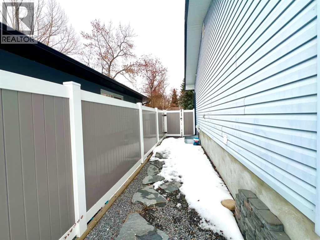 146 Springwood Drive Sw, Calgary, Alberta  T2W 0K5 - Photo 34 - A2281936