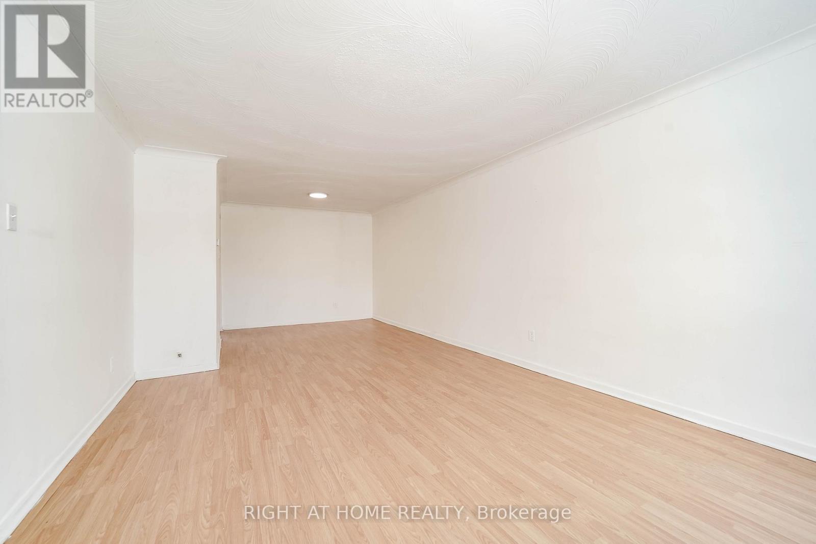 4 Pender Crescent, Toronto, Ontario  M1T 2M7 - Photo 22 - E12825406