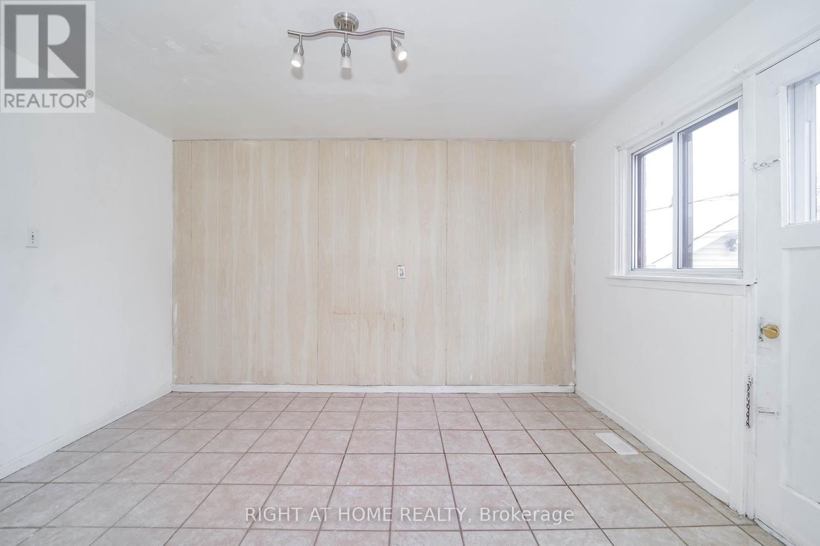 4 Pender Crescent, Toronto, Ontario  M1T 2M7 - Photo 36 - E12825406