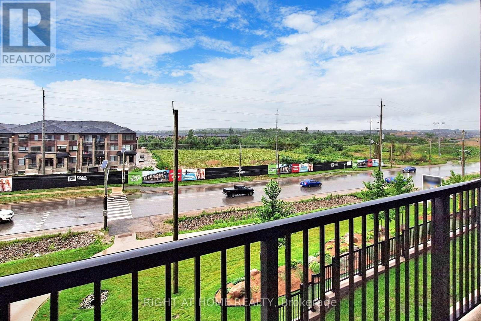 #208 - 4 Spice Way, Barrie, Ontario  L9J 0M2 - Photo 23 - S12825398