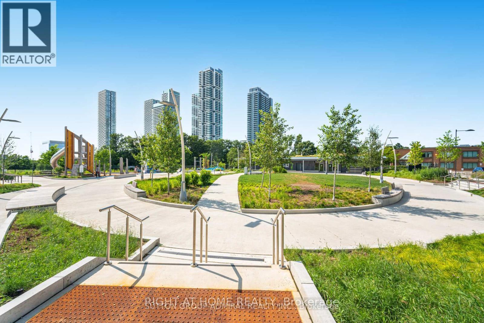 3608 - 2920 Highway 7 Road W, Vaughan, Ontario  L4K 0P4 - Photo 3 - N12824794