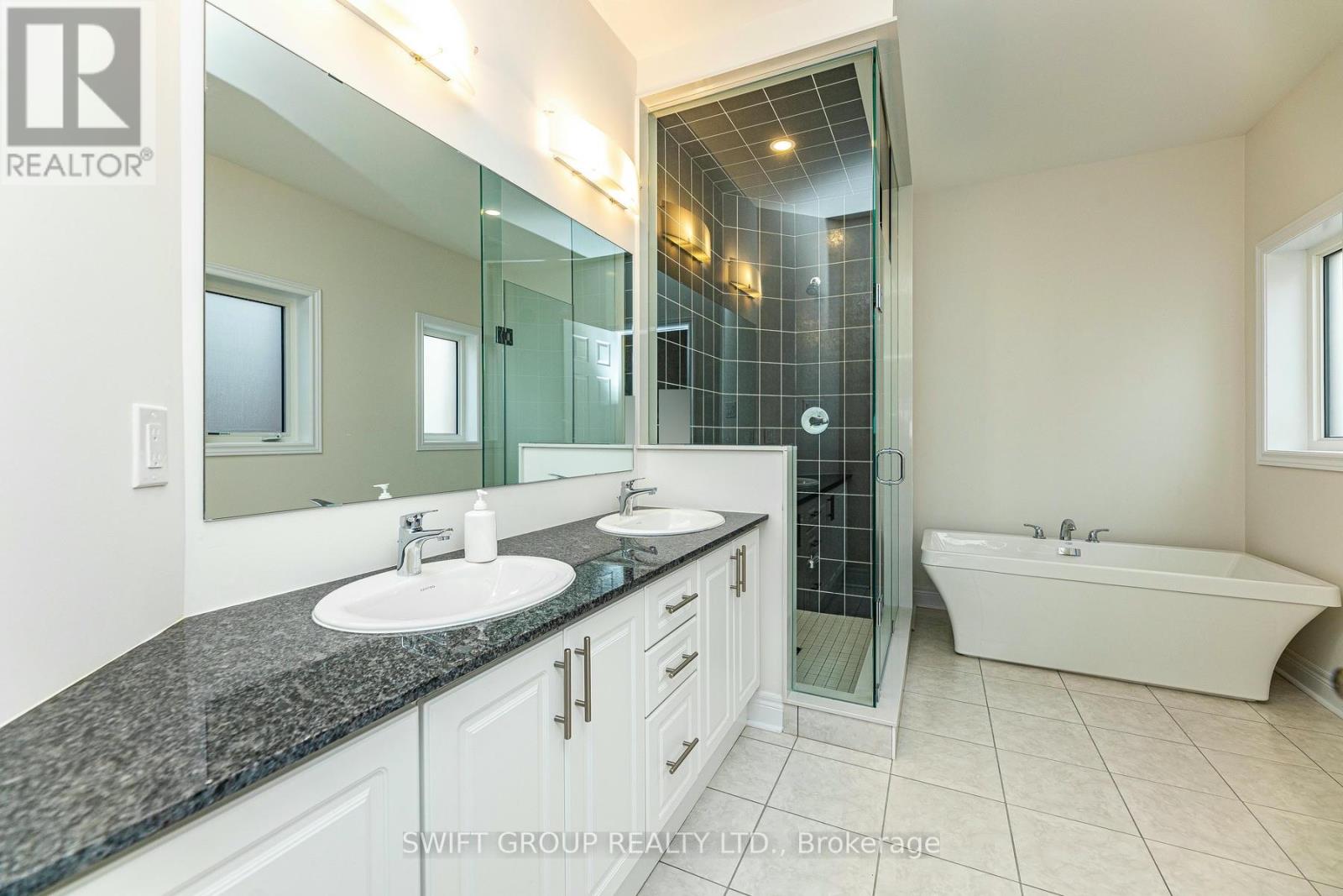 27 Keyworth Crescent, Brampton, Ontario  L6R 4E8 - Photo 25 - W12825418