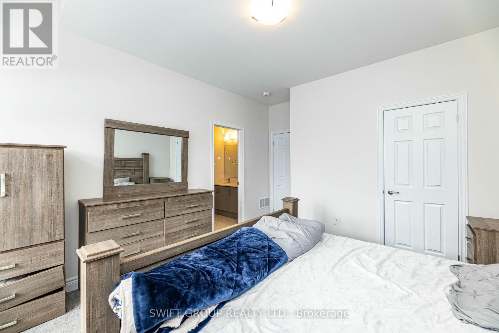 27 Keyworth Crescent, Brampton, Ontario  L6R 4E8 - Photo 34 - W12825418