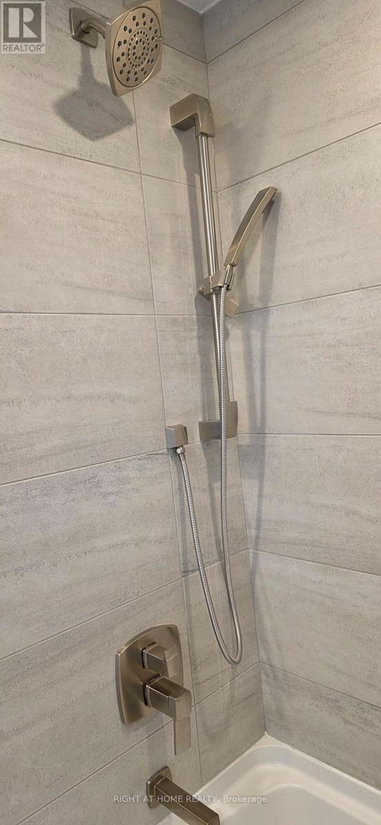 #2007 - 1 Fairview Road E, Mississauga, Ontario  L5A 0B4 - Photo 15 - W12825420