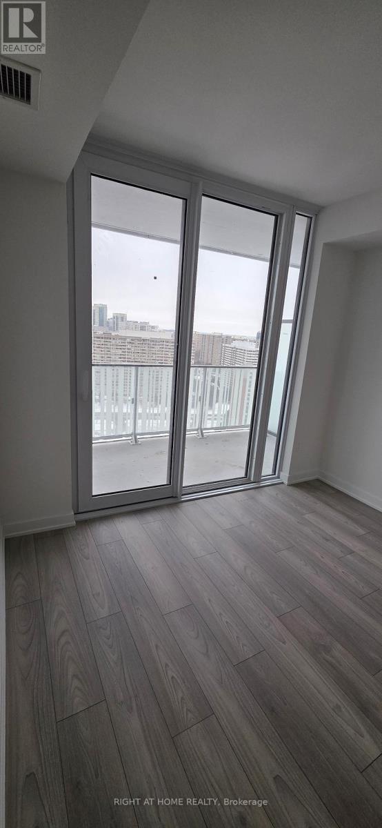 #2007 - 1 Fairview Road E, Mississauga, Ontario  L5A 0B4 - Photo 7 - W12825420